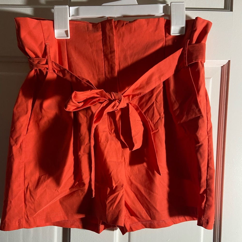 Adjustable Synch-able Waist Shorts